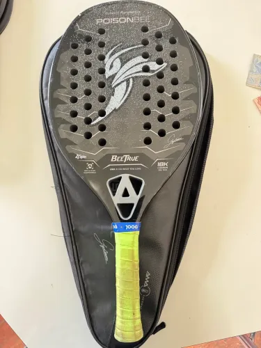 Raquete bt ama poison bee 