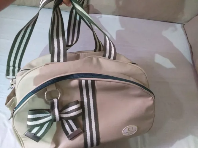 Bolsa mala bege com verde militar