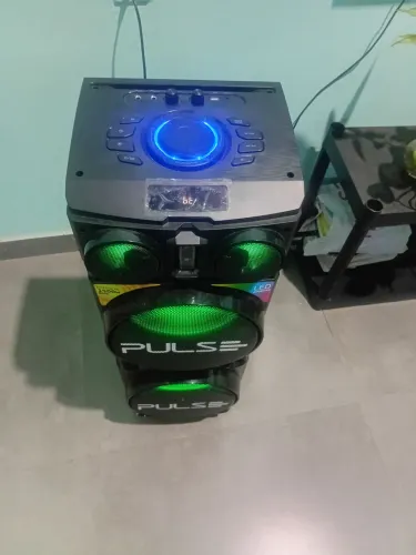 Caixa de som pulse bem nova e abaixo do valor