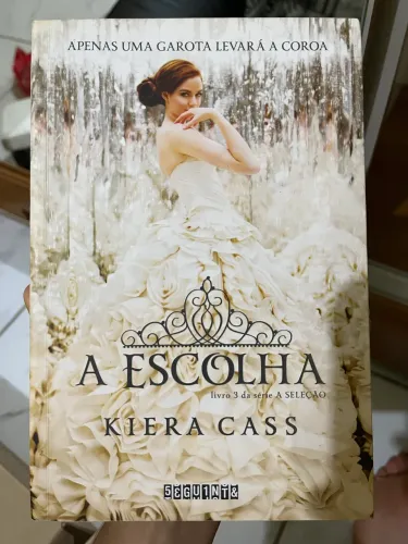 Livro - A escolha Kiera casa