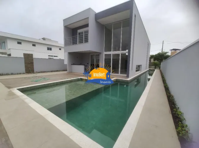 Imperdível! Casa de luxo em condomínio no centro de Bertioga-SP: 4 quartos, 4 suítes, 6 ba