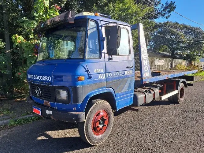 MB 608 Plataforma Guincho