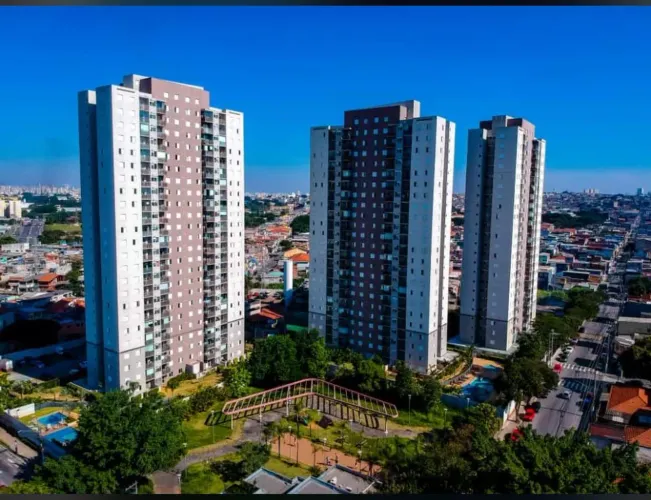 Condomínio com piscina: apto 3 dorm. c/ suíte, 1 vaga, 58 m², sacada