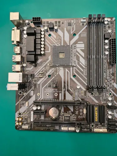 Gigabyte B450M DSH3 V2