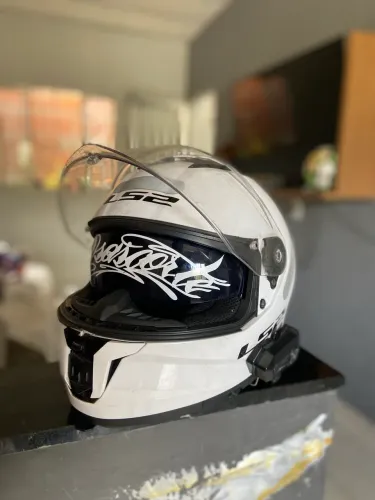 Capacete ls2 storm II