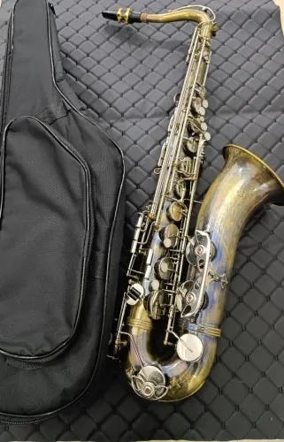 Sax tenor E.M Winston top, boquilha Bari