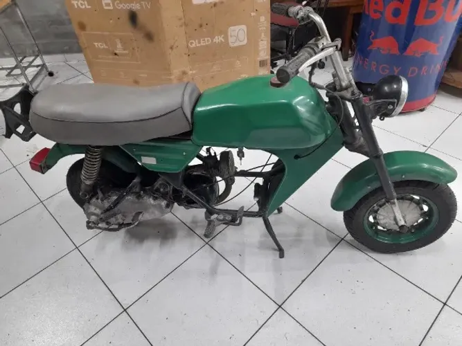 Lambreta Xispa 1980 Verde