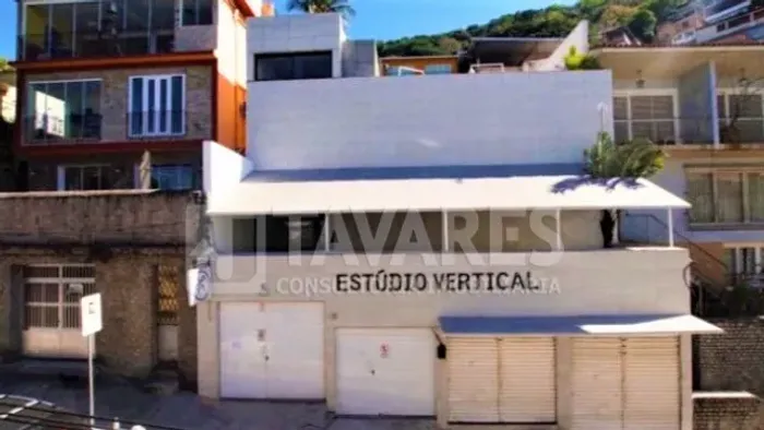 Casa comercial em Leme
