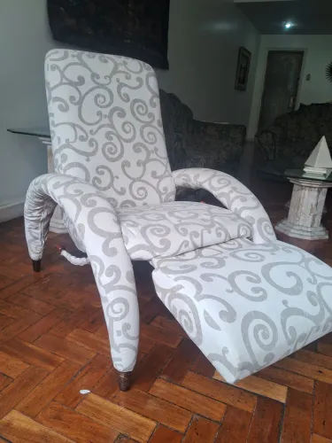 Poltrona reclinavel com apoio pés 