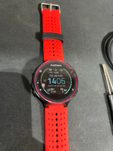 Garmin forerunner 235 