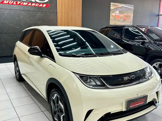 BYD Dolphin EV (Elétrico) 2026
