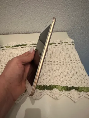 iPhone 8 Plus 