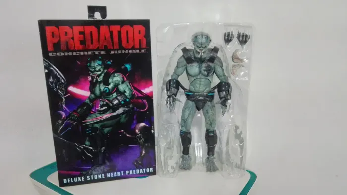 Predador Stone Heart - 27 centímetros!