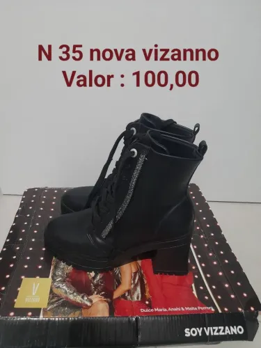 Bota Vizzano número 35 nova 