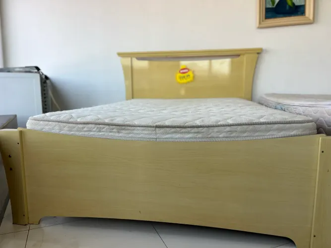 Cama casal 1,38 top entrego