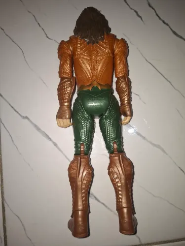 Boneco Aquaman
