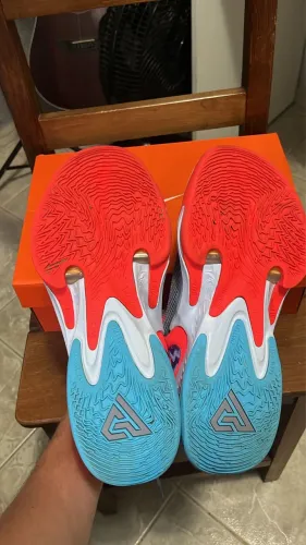 Tênis Nike Zoom Freak 4