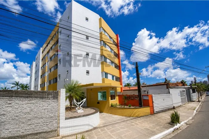 Apartamento 3 Quartos com Elevador em Jaguaribe Excelente Localização