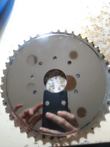 Coroa com kit de parafusos borracha para bicicleta motorizada