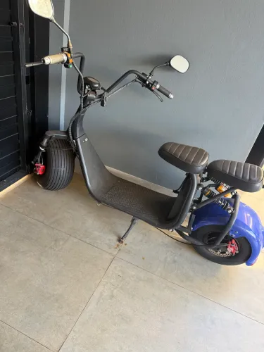 scooter elétrica estilo CityCoco