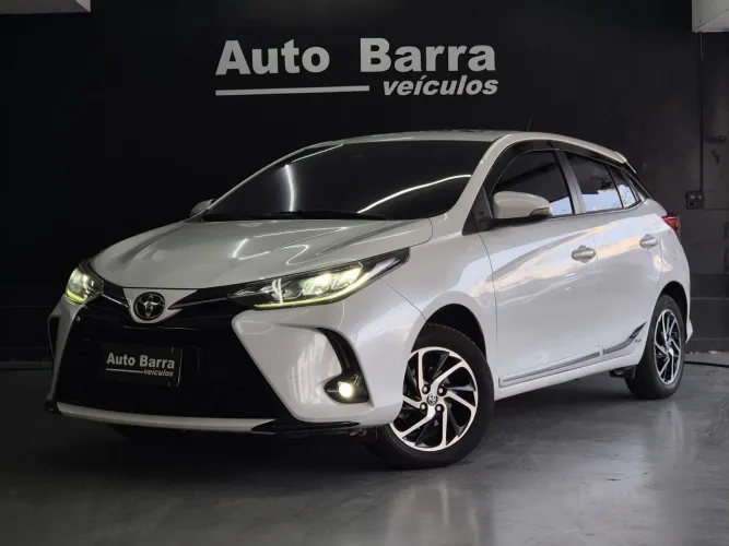 Toyota Yaris XLS Connect 1.5 Flex 16V 5P AUT 2023