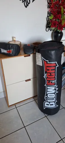 Vendo saco box novo