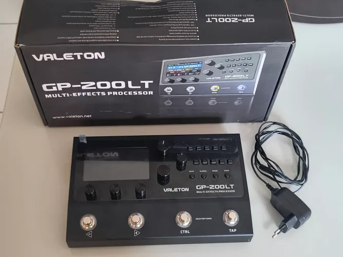 Pedaleira Valeton GP 200 LT