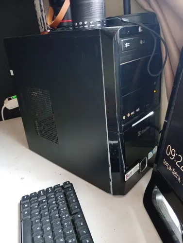 Computador Completo Roda liso, jogos, trabalhos administrativo, programação.
