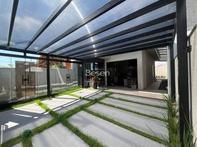 LINDO IMÓVEL COM EXCELENTE CONSTRUÇÃO