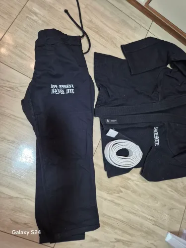 Vendo Kimono usado apenas uma veWagui em 100% Algodão (Pré-Encolhido - GRAMATURA 450z!