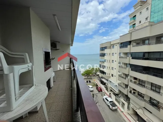 Apartamento em Rua 299 - Meia Praia - Itapema/SC