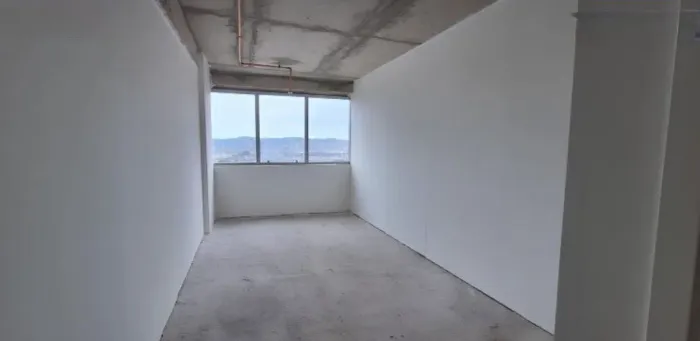 Sala comercial e frente ao Norte Shopping