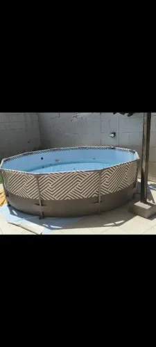 Vendo uma piscina 5.200 litro em excelente estado