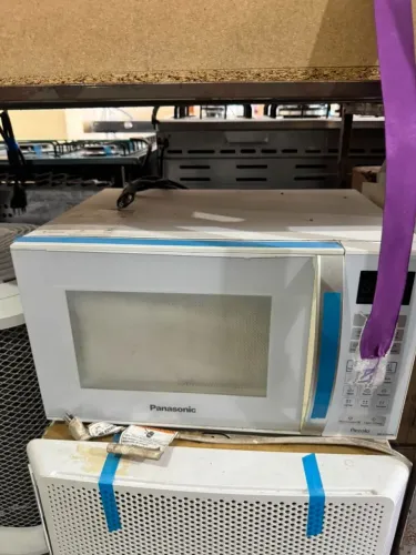 Microondas Panasonic 21 litros 127v usado