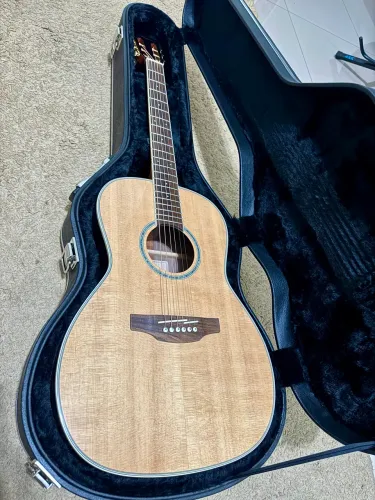 Takamine GY51 c/ hard case (IMPECÁVEL)