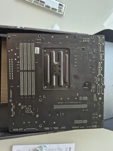 ASRock B450M Steel Legend (Peça para Reparo) 