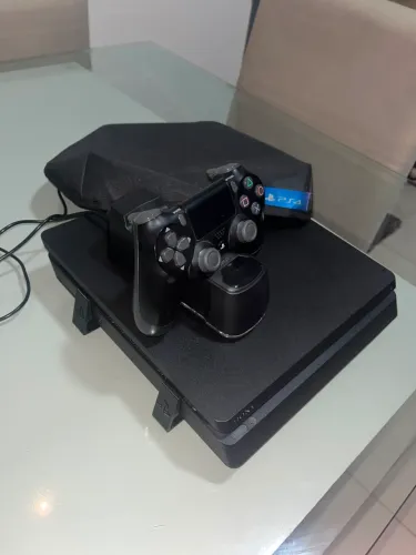 PS4 SLIM 1TB