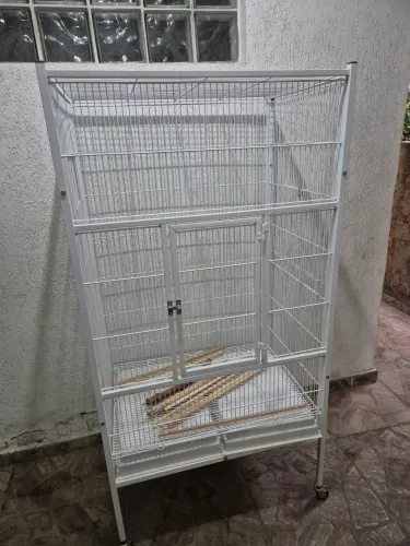 Viveiro gigante em estado de zero A 1,60cm X L 0,60cm X C 0,80cm