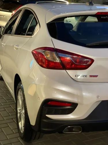 Chevrolet Cruze Sport LT 1.4 16V TB Flex 5P Aut. 2017
