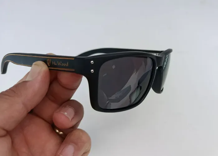 Oculos de Sol Preto em Madeira HuWood Lentes Polarizadas Uv400 Premium Envio Gratis