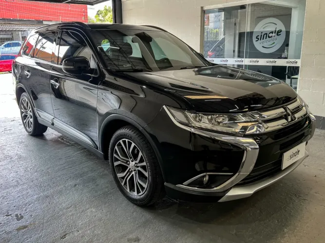 Mitsubishi Outlander 2.2 165cv Diesel Aut. 2016