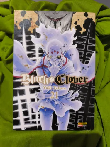 Black Clover Vol. 21