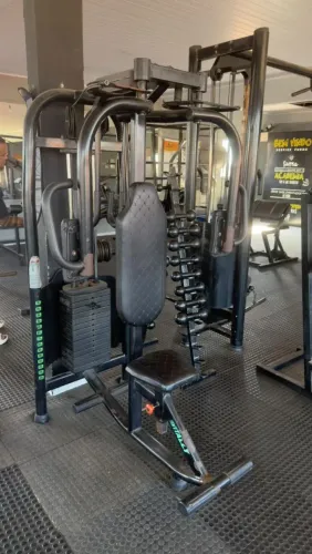 Máquina de musculação