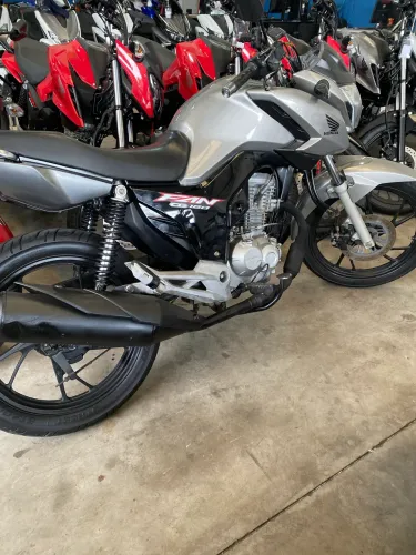 Honda fan 160cc 2023(shalom veículos)