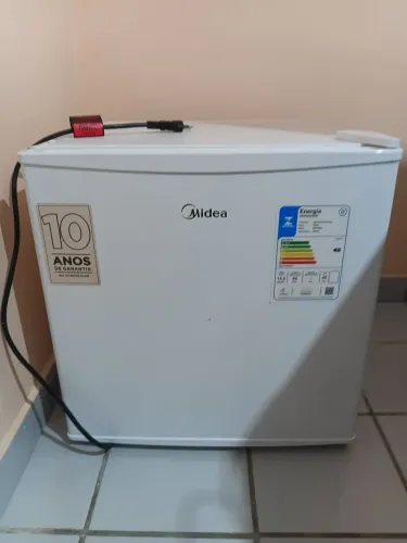 Frigobar Midea Pouco Usado