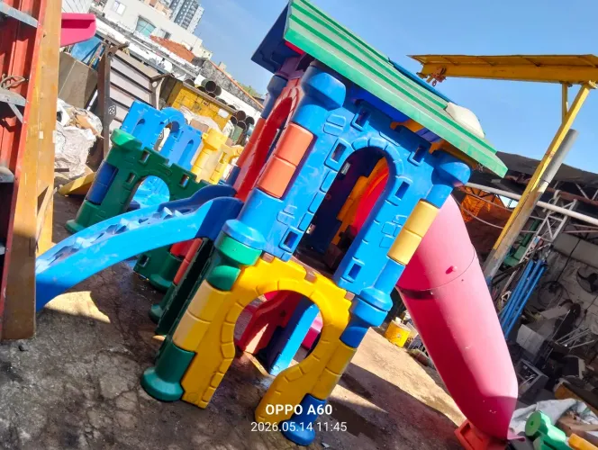 Vendo playground torre de castelo FRESO