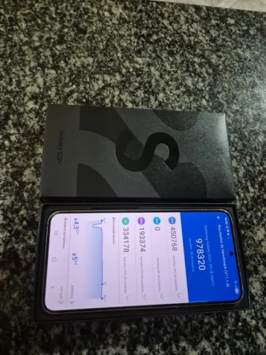 Samsung s22+ 128gb 8gb de ram