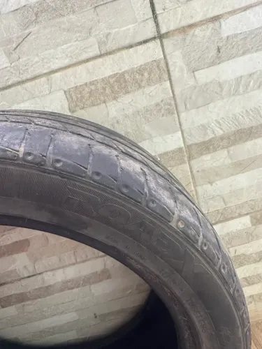 pneu meia vida aro 18 235/45ZR18 serve para ix35
