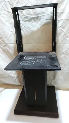 RACK ANTIGO PARA SOM GRADIENTE RE-75 EM EXCELENTE ESATDO CONSERVAÇÃO!!