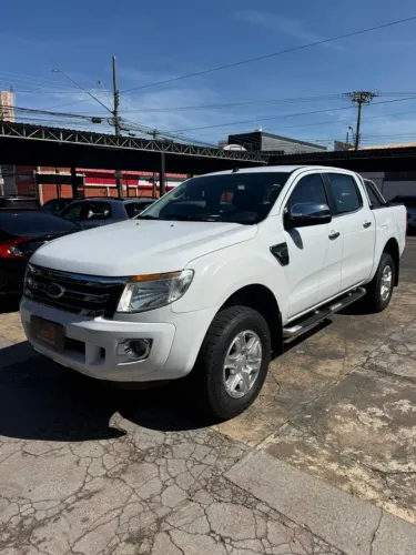 Ford Ranger XLT 2.5 16V 4X2 CD Flex 2015